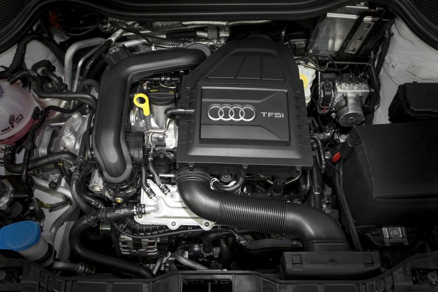 Моторный отсек Audi A1 Active TFSI Ultra (8X) 2014 года  (WW) (фото 11 из 12)